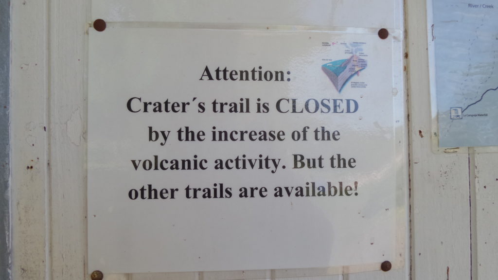 Warning sign increased volcanic activity Costa Rica