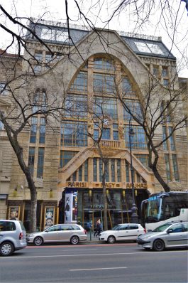 Alexandra Bookstore, Lotz Hall, Andrassey Avenue, Budapest, Hungary