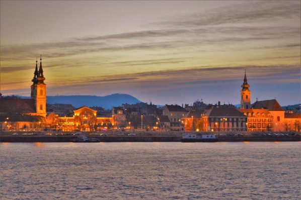 Budapest skyline, Danube River, Budapest, Hungary, Europe