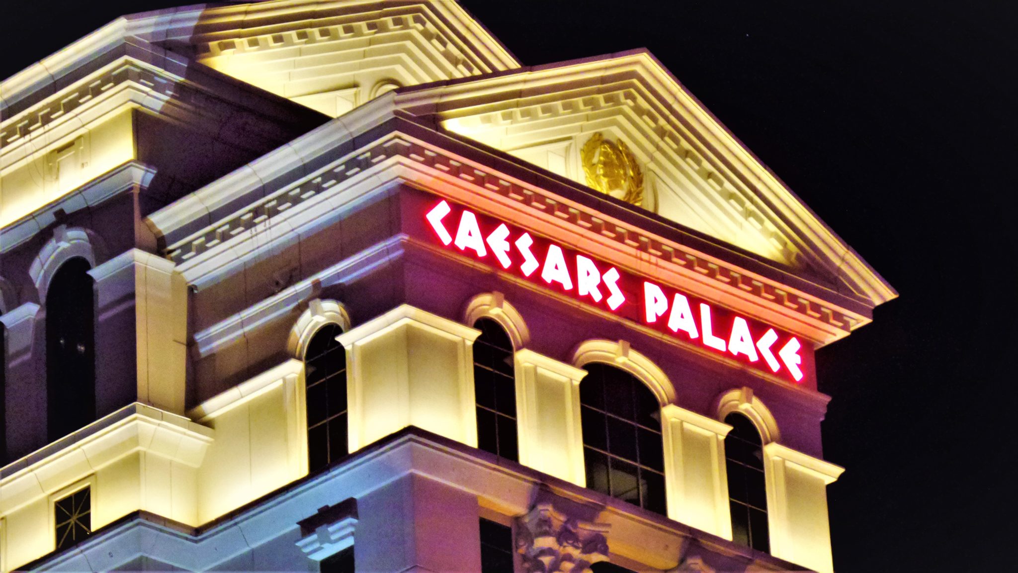 Caesars Palace alan on the roof scene, las vegas, nevada ...